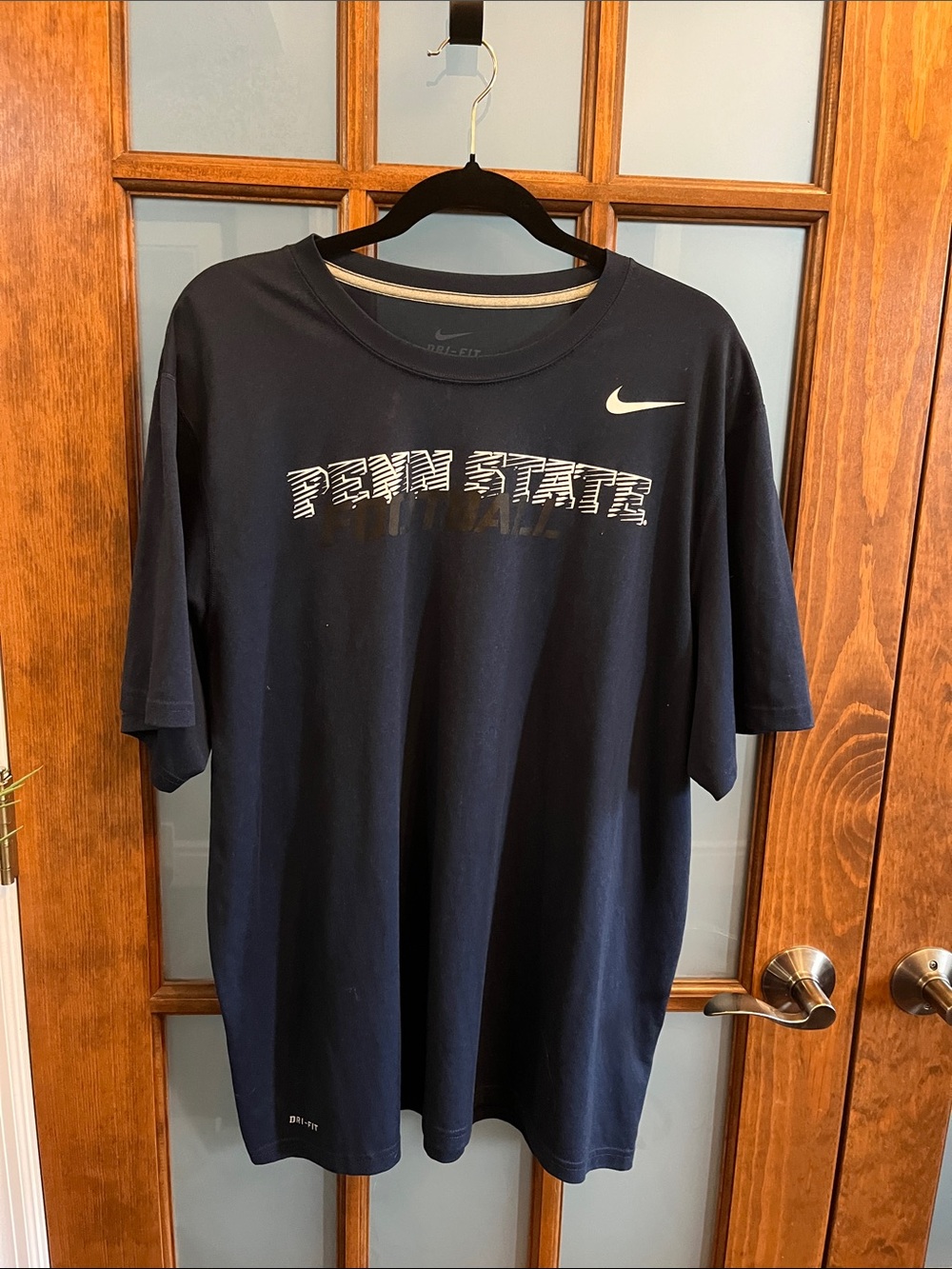 Nike Men’s Navy Short Sleeve Penn State Graphic Tee